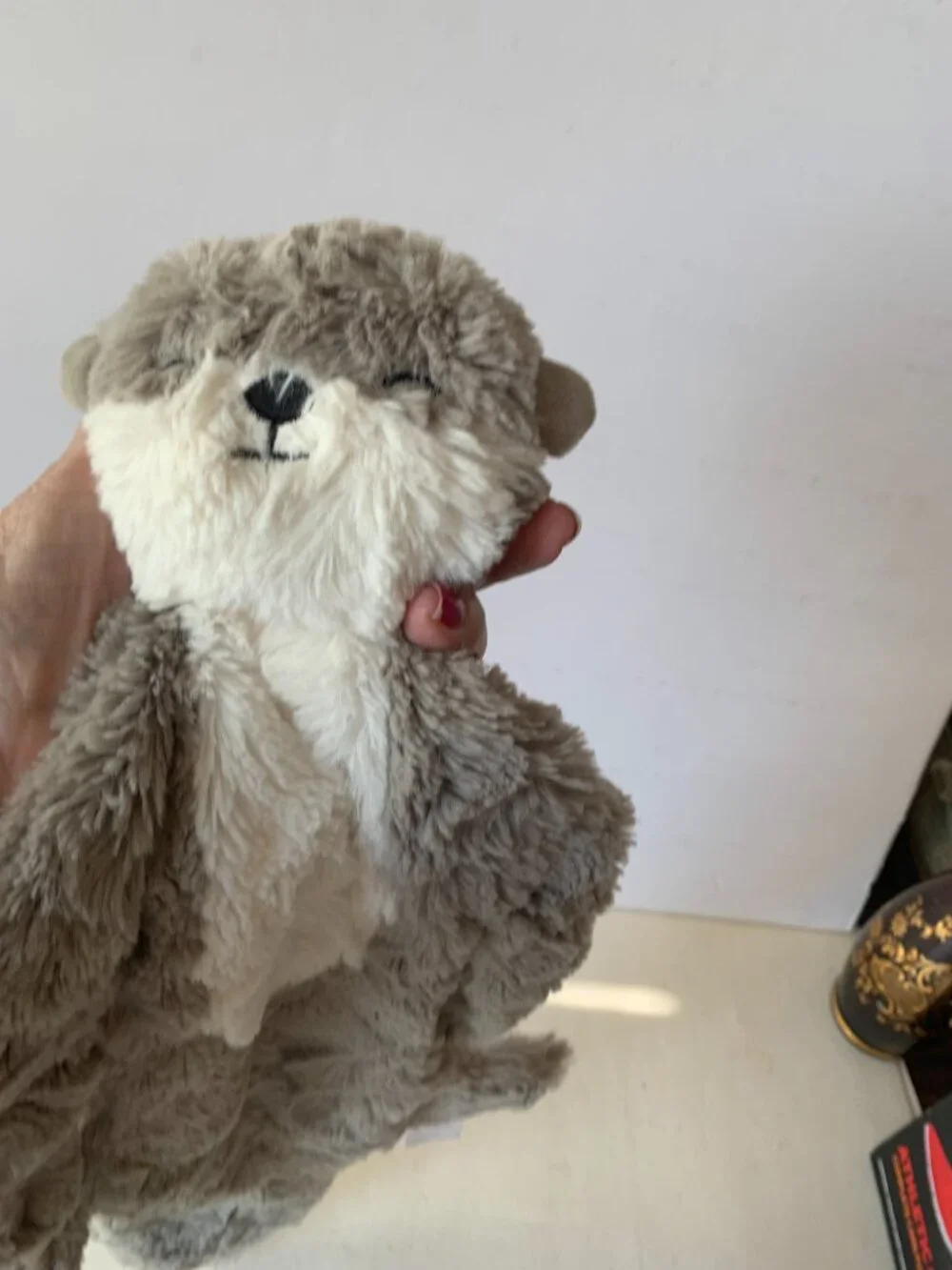 SLUMBERKINS LIGHT GRAY WHITE OTTER SNUGGER STUFFED ANIMAL PLUSH  18